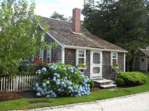 View of /4-season-rentals/front outside of rental called Elisha Howland Salt Box