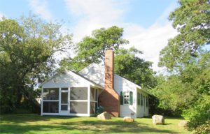 Outside of 25 Barnacle Road rental house